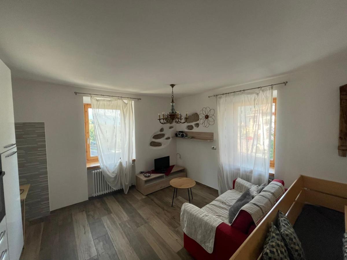 Casa Paolina - Cipat 57814 Apartman Revò Kültér fotó