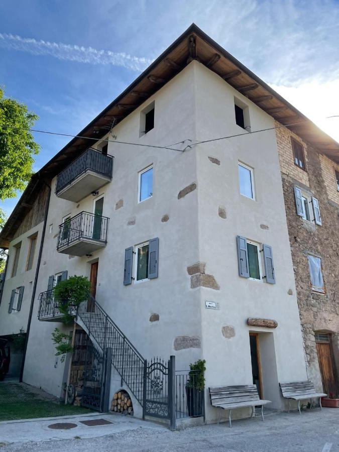 Casa Paolina - Cipat 57814 Apartman Revò Kültér fotó